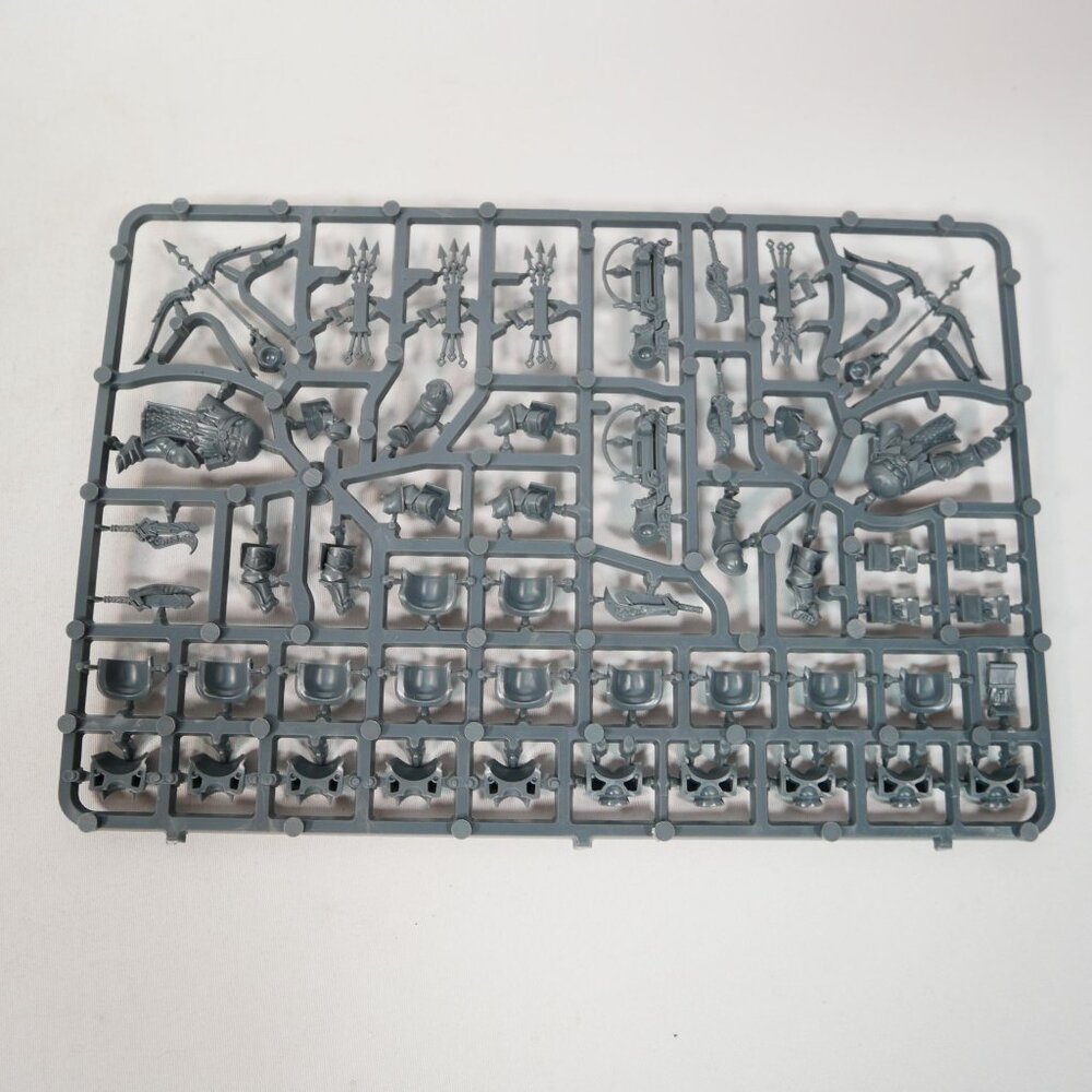 Warhammer Age Of Sigmar Stormcast Judicator x5 GW OOP New On Sprue - Picture 3 of 4